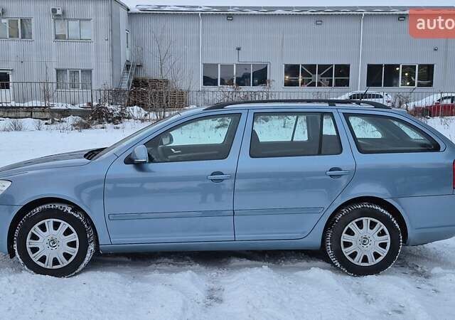 Синий Шкода Октавия, объемом двигателя 1.8 л и пробегом 165 тыс. км за 7699 $, фото 2 на Automoto.ua