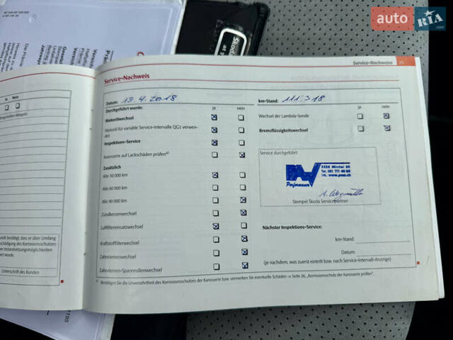 Синій Шкода Октавія, об'ємом двигуна 2 л та пробігом 205 тис. км за 11000 $, фото 71 на Automoto.ua