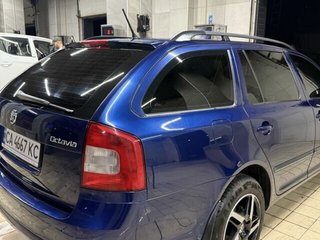 Синий Шкода Октавия, объемом двигателя 1.9 л и пробегом 311 тыс. км за 8200 $, фото 7 на Automoto.ua