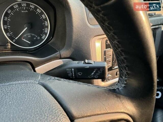 Синий Шкода Октавия, объемом двигателя 1.97 л и пробегом 274 тыс. км за 9300 $, фото 35 на Automoto.ua