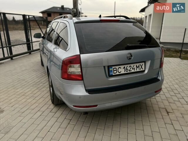 Синий Шкода Октавия, объемом двигателя 1.6 л и пробегом 256 тыс. км за 7950 $, фото 22 на Automoto.ua