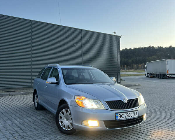 Синій Шкода Октавія, об'ємом двигуна 1.6 л та пробігом 362 тис. км за 7500 $, фото 33 на Automoto.ua