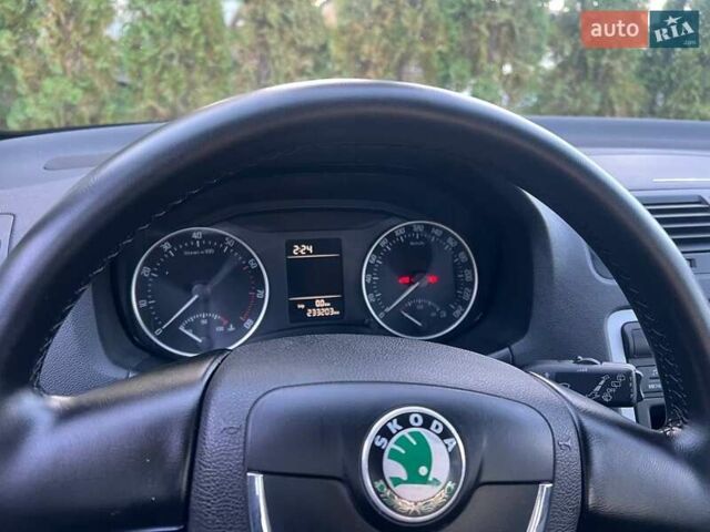 Синий Шкода Октавия, объемом двигателя 1.6 л и пробегом 233 тыс. км за 7800 $, фото 112 на Automoto.ua