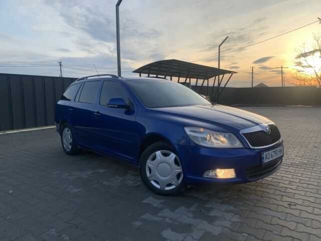 Синій Шкода Октавія, об'ємом двигуна 1.6 л та пробігом 276 тис. км за 6500 $, фото 1 на Automoto.ua