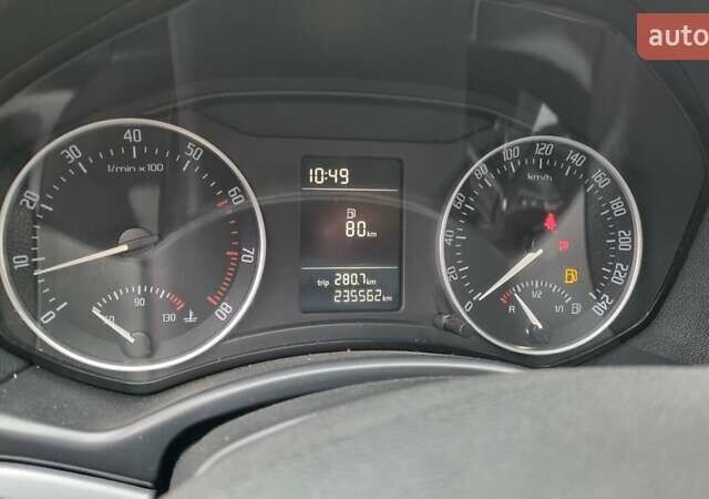 Синій Шкода Октавія, об'ємом двигуна 1.4 л та пробігом 235 тис. км за 7500 $, фото 9 на Automoto.ua