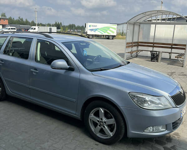 Синий Шкода Октавия, объемом двигателя 1.6 л и пробегом 335 тыс. км за 6800 $, фото 8 на Automoto.ua