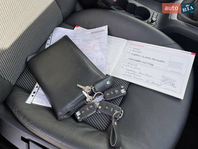 Синий Шкода Октавия, объемом двигателя 1.8 л и пробегом 223 тыс. км за 7600 $, фото 41 на Automoto.ua