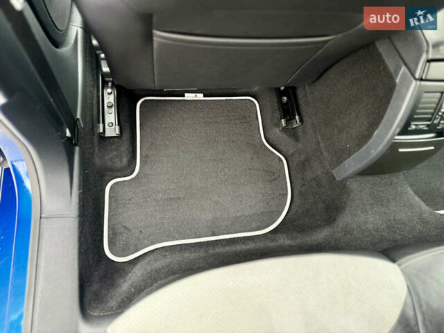 Синій Шкода Октавія, об'ємом двигуна 2 л та пробігом 205 тис. км за 11000 $, фото 39 на Automoto.ua