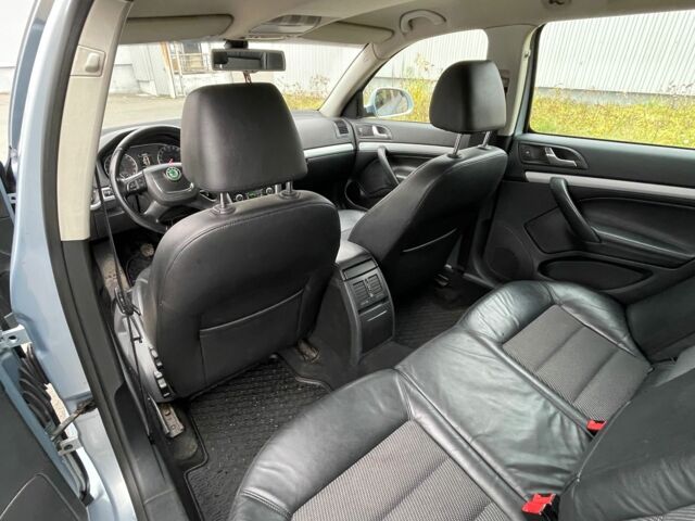 Синій Шкода Октавія, об'ємом двигуна 1.6 л та пробігом 361 тис. км за 6307 $, фото 14 на Automoto.ua