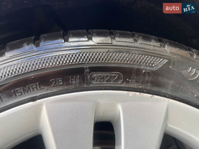 Синій Шкода Октавія, об'ємом двигуна 2 л та пробігом 205 тис. км за 11000 $, фото 81 на Automoto.ua