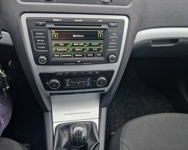 Синий Шкода Октавия, объемом двигателя 1.8 л и пробегом 181 тыс. км за 6950 $, фото 30 на Automoto.ua