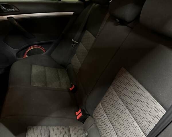 Синий Шкода Октавия, объемом двигателя 1.9 л и пробегом 311 тыс. км за 8200 $, фото 9 на Automoto.ua