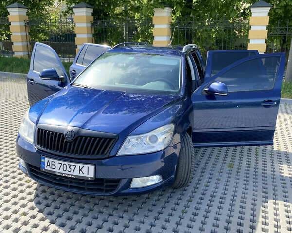 Синій Шкода Октавія, об'ємом двигуна 1.6 л та пробігом 244 тис. км за 7699 $, фото 16 на Automoto.ua