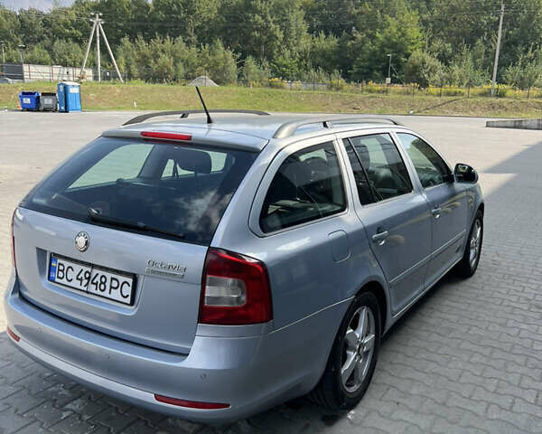 Синий Шкода Октавия, объемом двигателя 1.6 л и пробегом 335 тыс. км за 6800 $, фото 6 на Automoto.ua
