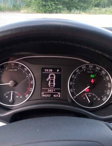 Синий Шкода Октавия, объемом двигателя 1.6 л и пробегом 270 тыс. км за 7700 $, фото 7 на Automoto.ua