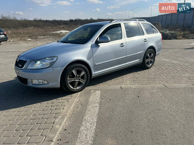 Синий Шкода Октавия, объемом двигателя 1.6 л и пробегом 256 тыс. км за 7950 $, фото 17 на Automoto.ua