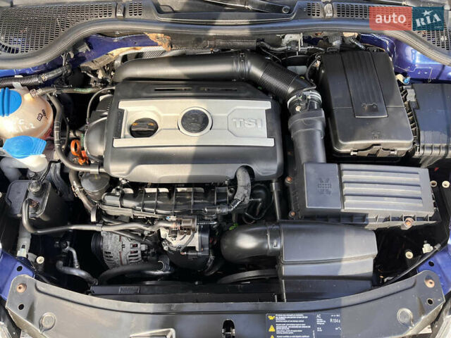 Синий Шкода Октавия, объемом двигателя 1.8 л и пробегом 223 тыс. км за 7600 $, фото 43 на Automoto.ua