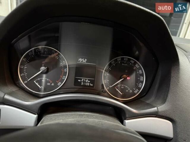 Синий Шкода Октавия, объемом двигателя 1.9 л и пробегом 311 тыс. км за 7600 $, фото 12 на Automoto.ua