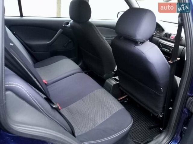 Синий Шкода Октавия, объемом двигателя 1.6 л и пробегом 276 тыс. км за 6000 $, фото 14 на Automoto.ua