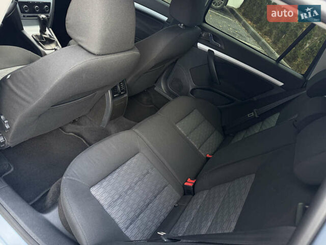 Синий Шкода Октавия, объемом двигателя 1.6 л и пробегом 186 тыс. км за 8400 $, фото 84 на Automoto.ua