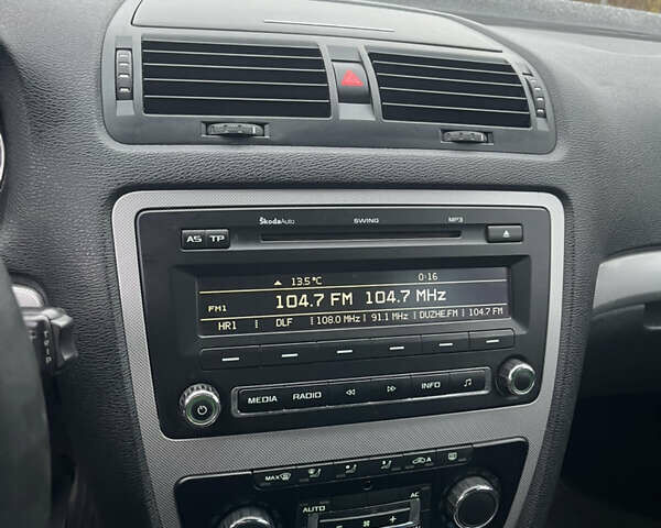 Синий Шкода Октавия, объемом двигателя 1.4 л и пробегом 273 тыс. км за 5900 $, фото 57 на Automoto.ua