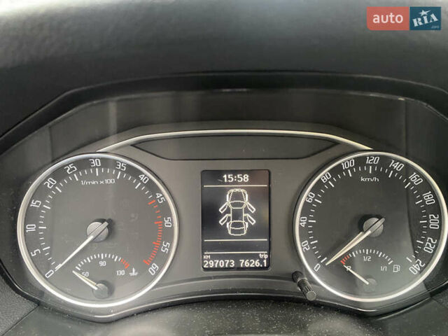 Синій Шкода Октавія, об'ємом двигуна 1.6 л та пробігом 294 тис. км за 7000 $, фото 15 на Automoto.ua