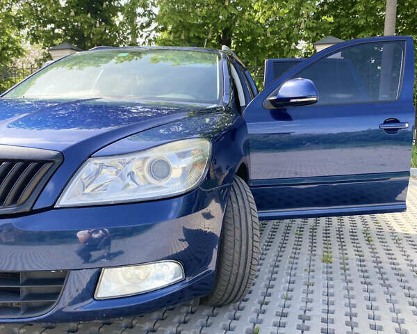 Синій Шкода Октавія, об'ємом двигуна 1.6 л та пробігом 244 тис. км за 7699 $, фото 17 на Automoto.ua