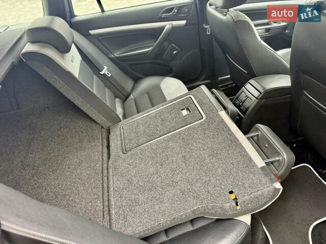 Синій Шкода Октавія, об'ємом двигуна 2 л та пробігом 205 тис. км за 11000 $, фото 49 на Automoto.ua