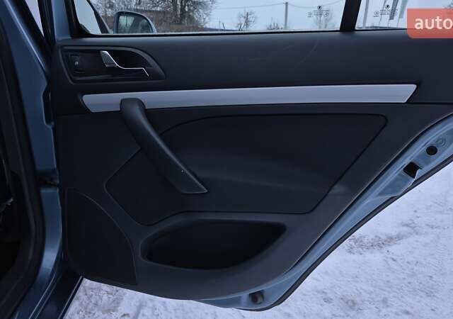 Синий Шкода Октавия, объемом двигателя 1.8 л и пробегом 165 тыс. км за 7499 $, фото 15 на Automoto.ua