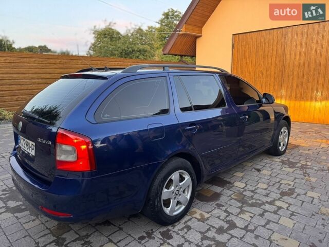 Синий Шкода Октавия, объемом двигателя 1.97 л и пробегом 308 тыс. км за 6850 $, фото 6 на Automoto.ua