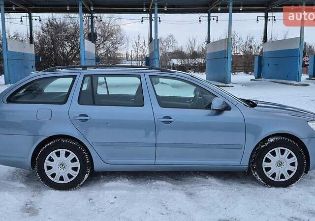 Синий Шкода Октавия, объемом двигателя 1.8 л и пробегом 165 тыс. км за 7499 $, фото 6 на Automoto.ua