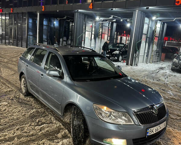 Синій Шкода Октавія, об'ємом двигуна 1.6 л та пробігом 298 тис. км за 6950 $, фото 3 на Automoto.ua