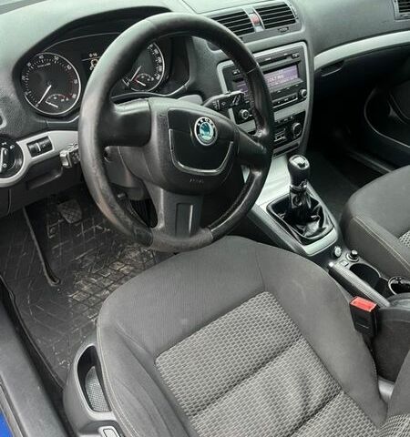 Синий Шкода Октавия, объемом двигателя 1.39 л и пробегом 274 тыс. км за 5700 $, фото 54 на Automoto.ua