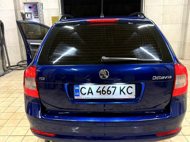 Синий Шкода Октавия, объемом двигателя 1.9 л и пробегом 30000 тыс. км за 7800 $, фото 5 на Automoto.ua