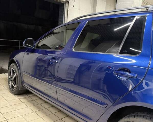 Синий Шкода Октавия, объемом двигателя 1.9 л и пробегом 300 тыс. км за 7800 $, фото 1 на Automoto.ua