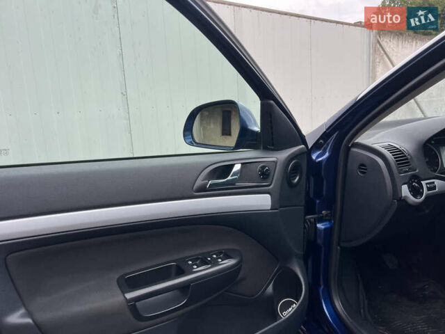 Синий Шкода Октавия, объемом двигателя 1.8 л и пробегом 154 тыс. км за 6200 $, фото 24 на Automoto.ua