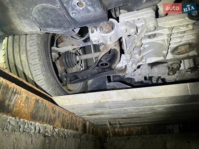 Синий Шкода Октавия, объемом двигателя 1.6 л и пробегом 233 тыс. км за 7800 $, фото 150 на Automoto.ua