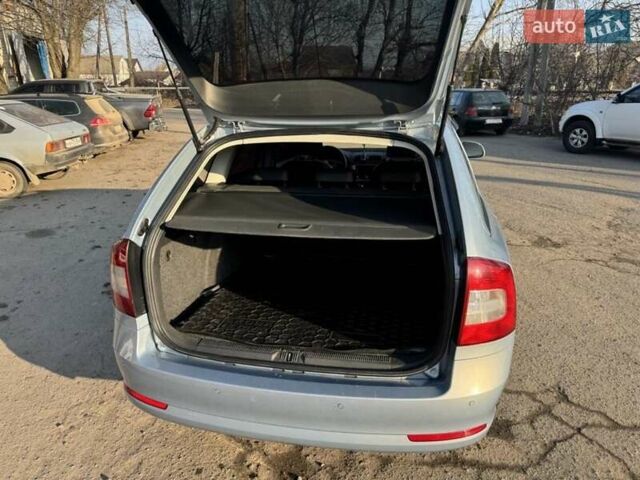 Синий Шкода Октавия, объемом двигателя 1.97 л и пробегом 274 тыс. км за 9300 $, фото 9 на Automoto.ua