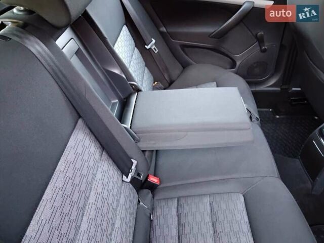 Синий Шкода Октавия, объемом двигателя 0 л и пробегом 230 тыс. км за 7500 $, фото 31 на Automoto.ua