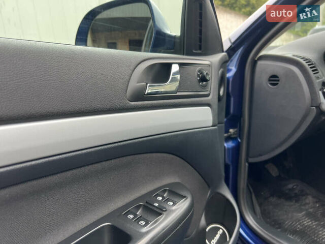 Синий Шкода Октавия, объемом двигателя 1.8 л и пробегом 154 тыс. км за 6200 $, фото 25 на Automoto.ua