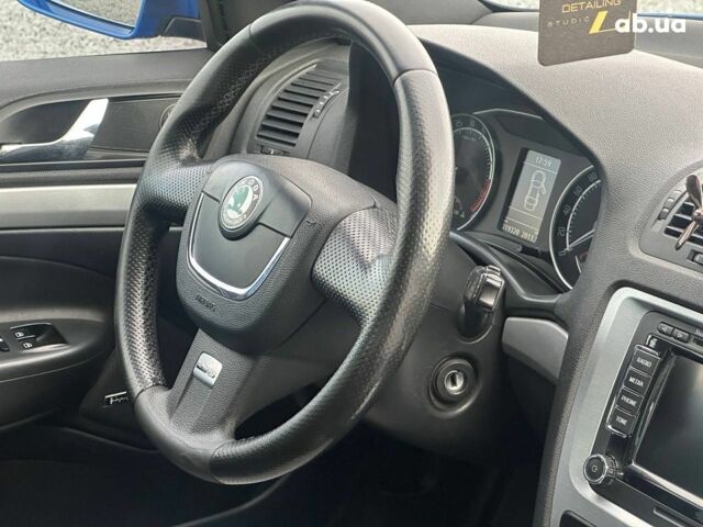 Синій Шкода Октавія, об'ємом двигуна 2 л та пробігом 319 тис. км за 9590 $, фото 38 на Automoto.ua