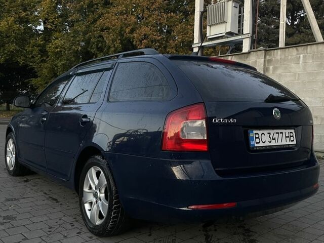 Синій Шкода Октавія, об'ємом двигуна 1.6 л та пробігом 189 тис. км за 9000 $, фото 4 на Automoto.ua