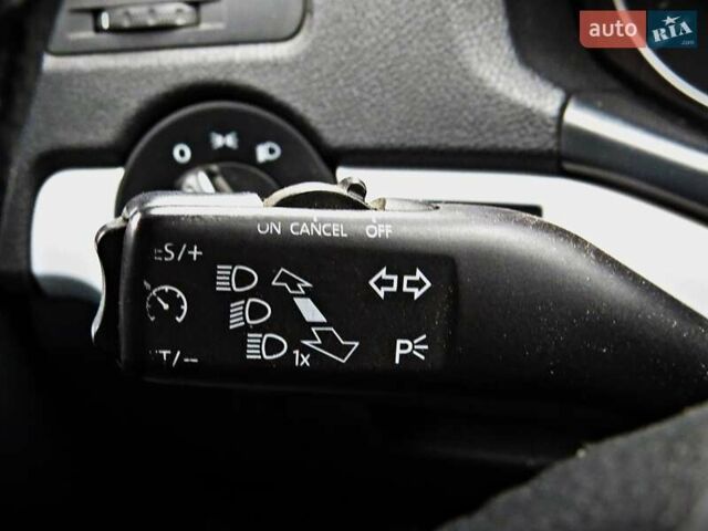 Синій Шкода Октавія, об'ємом двигуна 1.6 л та пробігом 287 тис. км за 7950 $, фото 7 на Automoto.ua