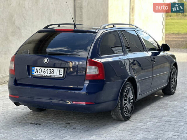 Шкода Октавия 2011 в Ужгороде на Automoto.ua Синий Шкода Октавия, объемом двигателя 1.6 л и пробегом 350 тыс. км за 6200 $, фото 10 на Automoto.ua