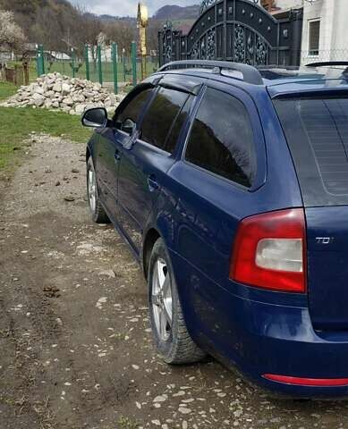 Синий Шкода Октавия, объемом двигателя 1.6 л и пробегом 370 тыс. км за 7500 $, фото 5 на Automoto.ua