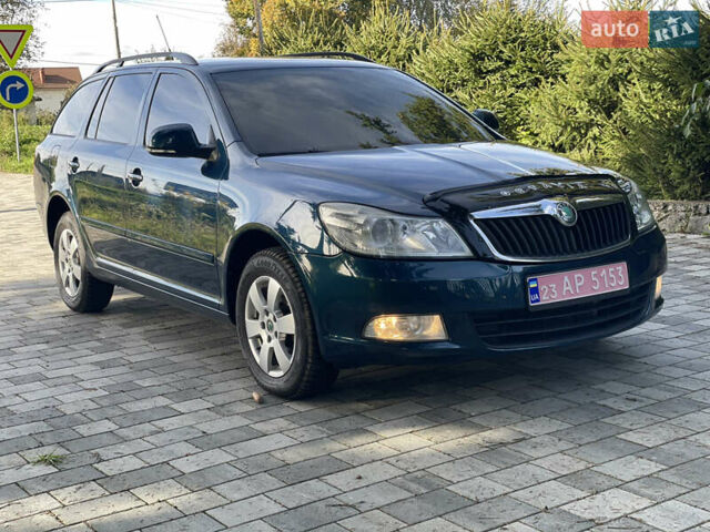 Синий Шкода Октавия, объемом двигателя 1.6 л и пробегом 273 тыс. км за 7800 $, фото 7 на Automoto.ua