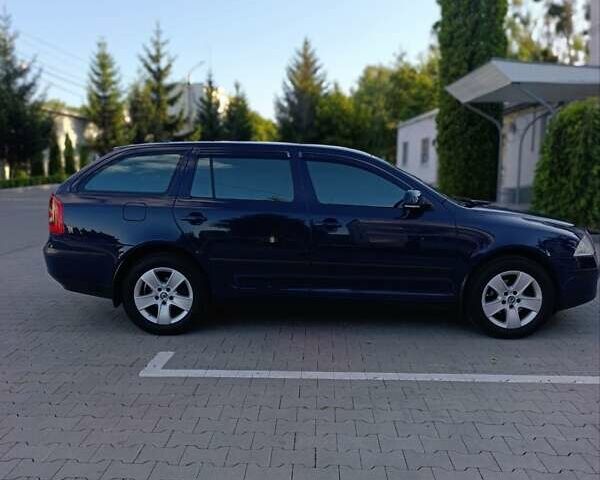 Синій Шкода Октавія, об'ємом двигуна 1.6 л та пробігом 219 тис. км за 6500 $, фото 2 на Automoto.ua