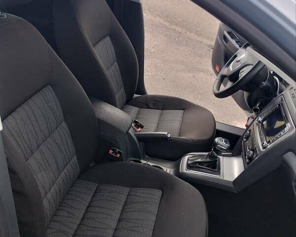 Синий Шкода Октавия, объемом двигателя 2 л и пробегом 238 тыс. км за 9700 $, фото 15 на Automoto.ua