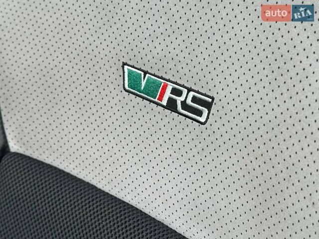 Синій Шкода Октавія, об'ємом двигуна 2 л та пробігом 319 тис. км за 9590 $, фото 28 на Automoto.ua