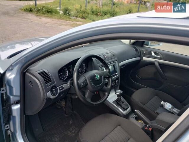 Синий Шкода Октавия, объемом двигателя 2 л и пробегом 238 тыс. км за 9700 $, фото 13 на Automoto.ua